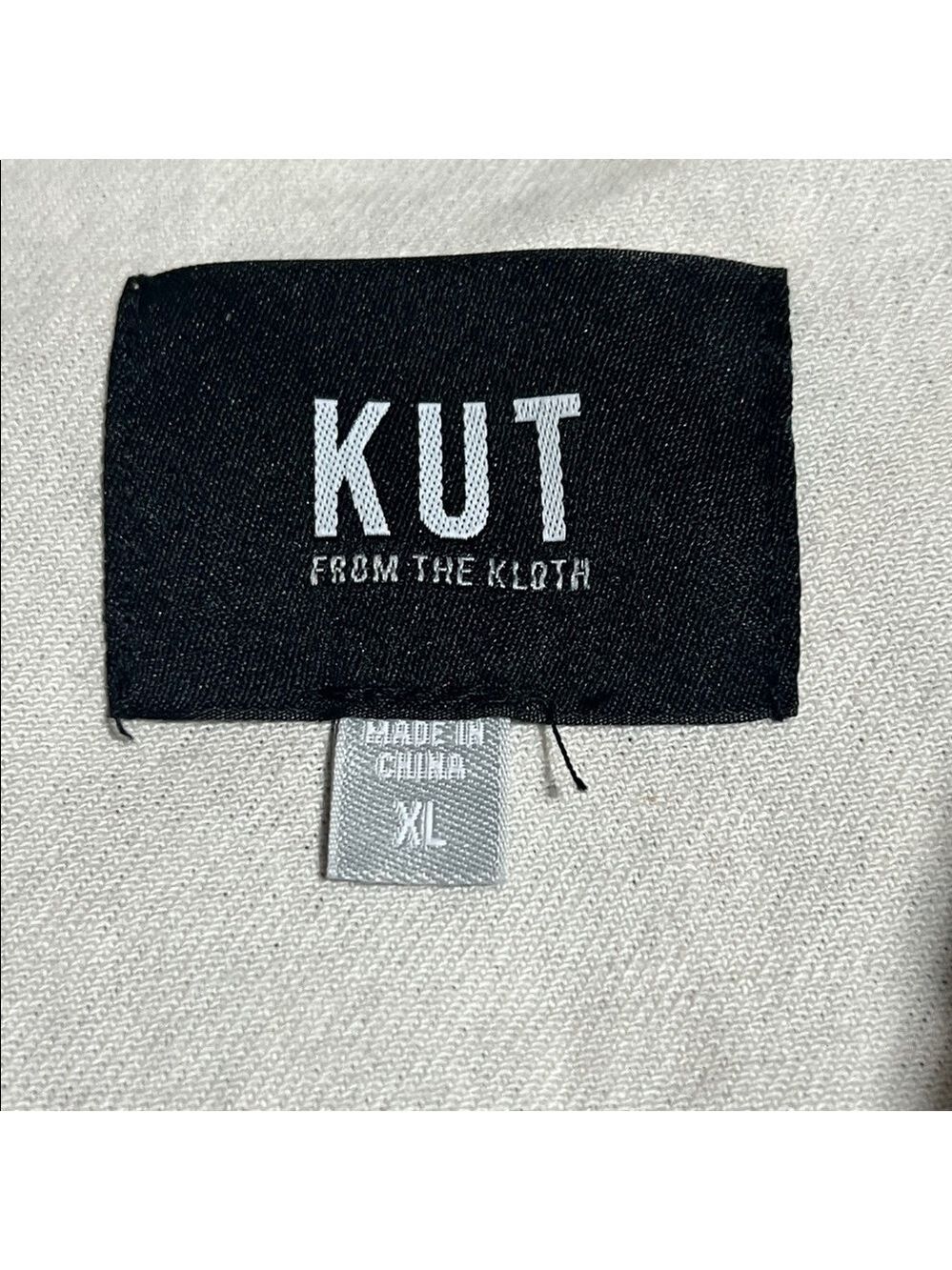 Kut from the Kloth Leopard Print Jean Jacket - Black and Tan. XL - Picture 8 of 9